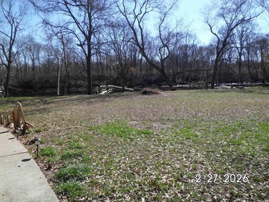 Wonderful RIVERFRONT home sitting on the banks of the LITTLE RED - photo 37