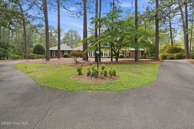 Gorgeous completely renovated home on one floor inside the gates - photo 2