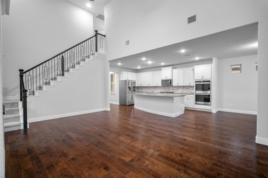 Stunning corner lot home just moments from Lake Lewisville and - photo 4