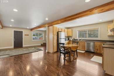 MOTIVATED SELLER - Wonderful 4 bedroom 2 full bathroom updated - photo 11