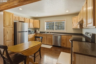 MOTIVATED SELLER - Wonderful 4 bedroom 2 full bathroom updated - photo 13