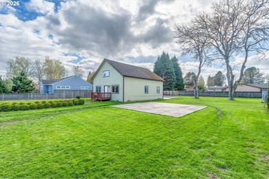 MOTIVATED SELLER - Wonderful 4 bedroom 2 full bathroom updated - photo 37
