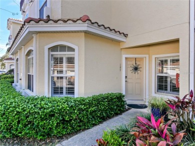 Lake Condo For Sale in Altamonte Springs, Florida