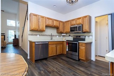 Rare opportunity to be a part of the coveted golf community in - photo 13