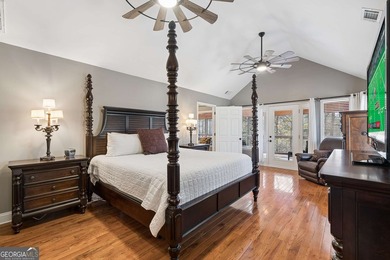 This exceptional lakefront retreat offers the perfect blend of - photo 14