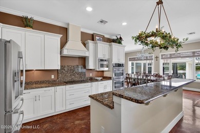GULF COAST HIDDEN GEM ON A PRIVATE LAKE Welcome to this stunning - photo 16