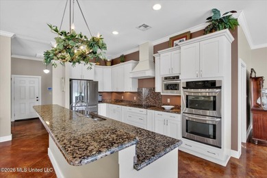 GULF COAST HIDDEN GEM ON A PRIVATE LAKE Welcome to this stunning - photo 17