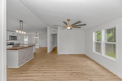 If you are looking to live in a great area of Myrtle Beach, and - photo 18
