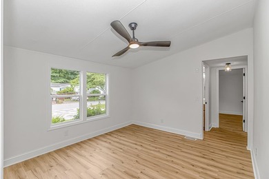 If you are looking to live in a great area of Myrtle Beach, and - photo 23