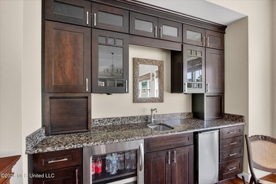 GULF COAST HIDDEN GEM ON A PRIVATE LAKE Welcome to this stunning - photo 24