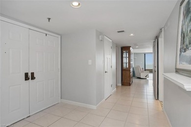 LIVE ON THE BEACH Summit House of Marco Island, upscale complex - photo 4