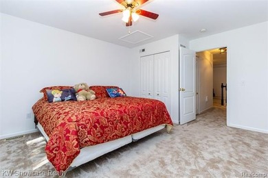 Rare opportunity to be a part of the coveted golf community in - photo 27
