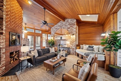 Now PRICED BELOW APPRAISED VALUE, this is a rare opportunity to - photo 28