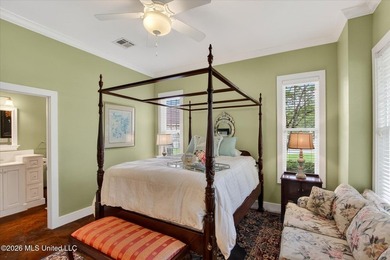 GULF COAST HIDDEN GEM ON A PRIVATE LAKE Welcome to this stunning - photo 28
