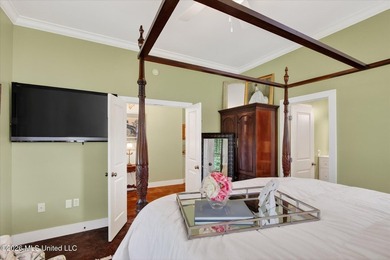 GULF COAST HIDDEN GEM ON A PRIVATE LAKE Welcome to this stunning - photo 29