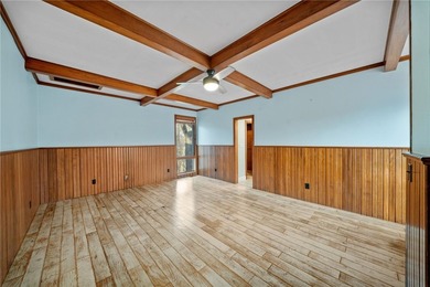 Now PRICED BELOW APPRAISED VALUE, this is a rare opportunity to - photo 31