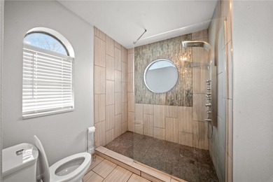 Now PRICED BELOW APPRAISED VALUE, this is a rare opportunity to - photo 35