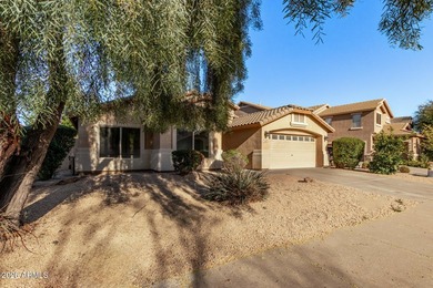 Fall in love with this beautifully designed home. A 2-car garage - photo 5