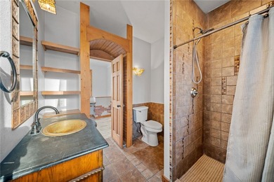 Now PRICED BELOW APPRAISED VALUE, this is a rare opportunity to - photo 42