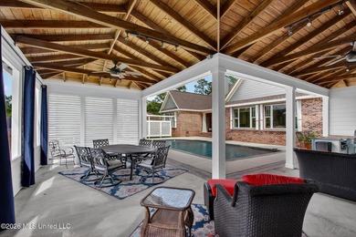 GULF COAST HIDDEN GEM ON A PRIVATE LAKE Welcome to this stunning - photo 42