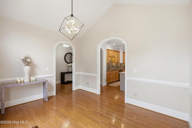 Beautifully updated all-brick home offering 4 bedrooms, 3 full - photo 5