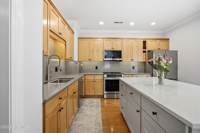 Beautifully updated all-brick home offering 4 bedrooms, 3 full - photo 10