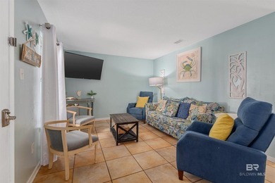 Seller offering to cover 12 months of HOA dues to new buyer - photo 10