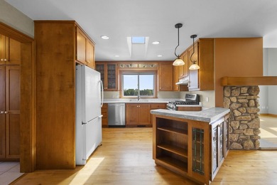 Welcome to the Prairie House. Where wind & wildflowers whisper - photo 12