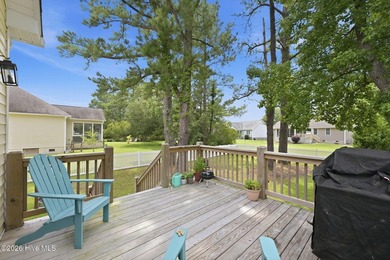 Motivated Seller--bring your offer! This beautifully maintained - photo 35