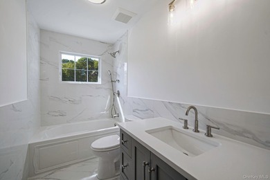 TO BE BUILT. Custom Built Spectacular Center Hall Colonial New - photo 7