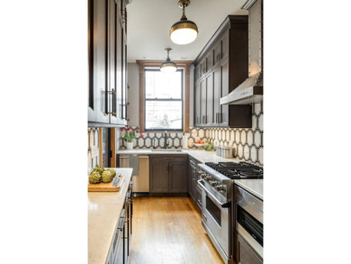 STRIVERS ROW meticulously restored and renovated town home with - photo 7