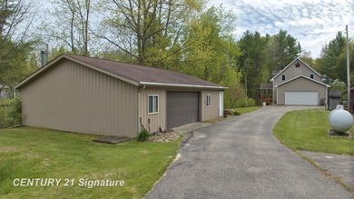 Waterfront property on Secord Lake/ Tittabawassee River! Home is - photo 33