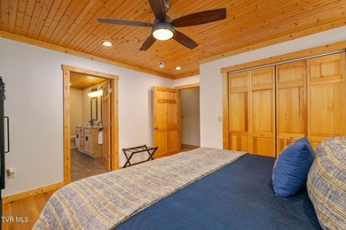 Escape to your own private lakefront sanctuary with nearly 5,000 - photo 49