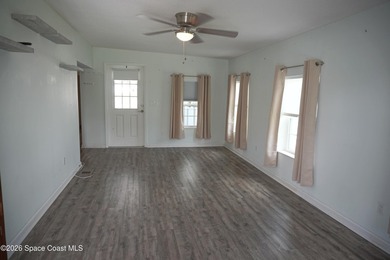 2 bedroom 2 bathroom home with complete wheelchair accessibility - photo 6