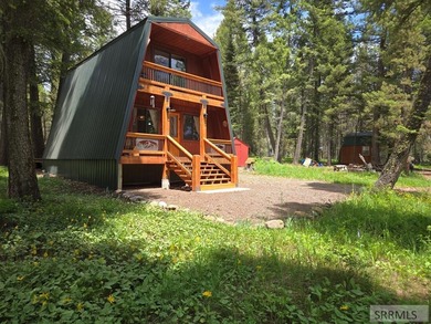 (private lake, pond, creek) Home For Sale in Island Park Idaho