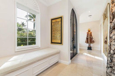 IMPRESSIVE, 1 story, Palm Beach Regency, refined & updated, w - photo 7
