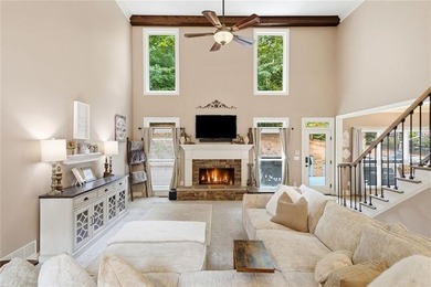 Welcome to luxury living in the prestigious Towne Lake Hills - photo 13