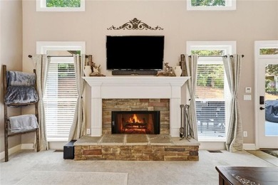 Welcome to luxury living in the prestigious Towne Lake Hills - photo 16