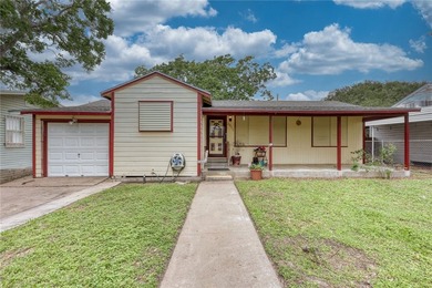 Welcome Home to this charming Two bedroom, One Bathroom Home- - photo 18