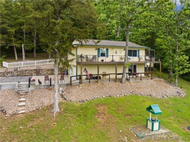 Lake Home For Sale in Camdenton, Missouri