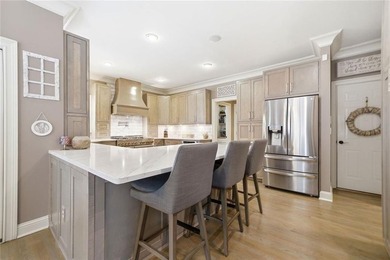 Welcome to luxury living in the prestigious Towne Lake Hills - photo 22