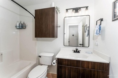 Located in one of the most sought after SPI complexes, this well - photo 14