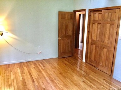 Well-maintained ranch ideally located south of Montauk Highway - photo 15