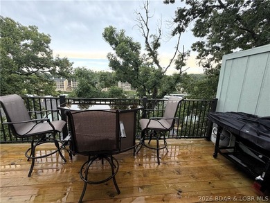 Top-floor, fully remodeled showstopper 1-bedroom condo that - photo 20
