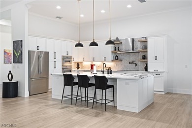 Experience luxury living at its finest in this stunning estate - photo 22
