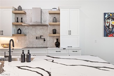 Experience luxury living at its finest in this stunning estate - photo 23