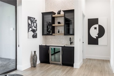 Experience luxury living at its finest in this stunning estate - photo 28
