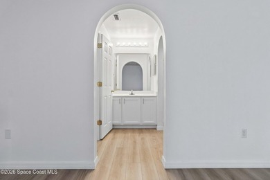 Welcome to your dream home! Remodeled and freshy painted - photo 9