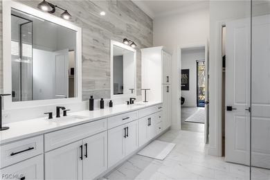 Experience luxury living at its finest in this stunning estate - photo 37