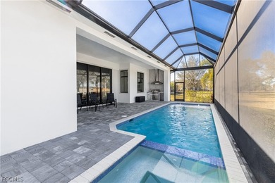 Experience luxury living at its finest in this stunning estate - photo 43